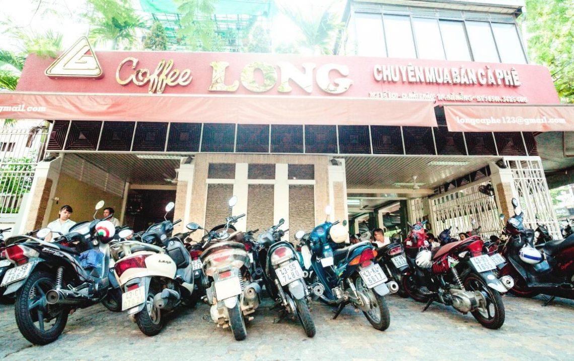 COFFEE LONG – HƯƠNG THƠM NỨC LÒNG MỘT NGÃ TƯ PHỐ