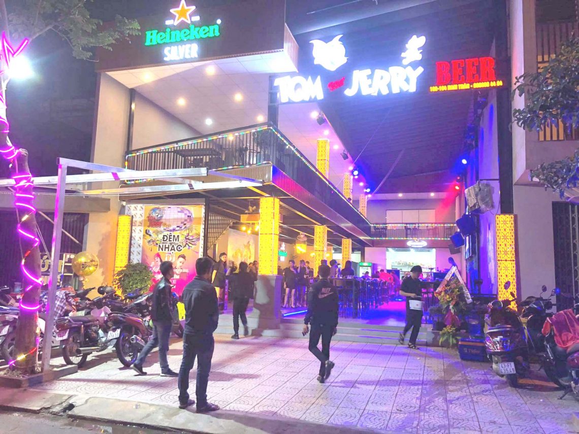 NHÀ HÀNG TOM & JERRY BEER