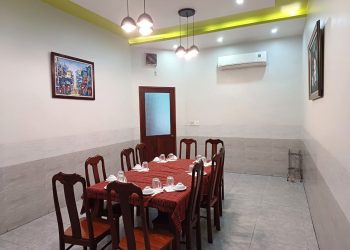 QUÁN ĂN A TRƯỜNG