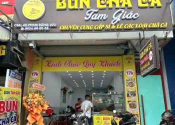 BÚN CHẢ CÁ TAM GIÁC