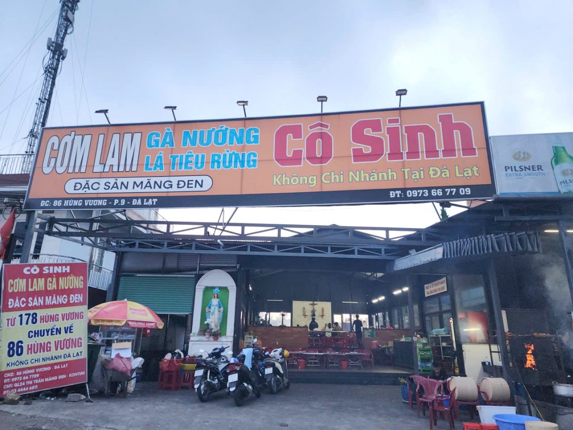 GÀ NƯỚNG CƠM LAM CÔ SINH ĐÀ LẠT